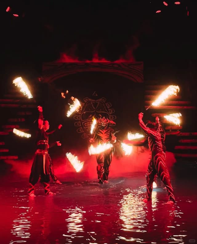 The live stage design, special effects, and performances were absolutely unique and world-class, leaving me completely speechless!