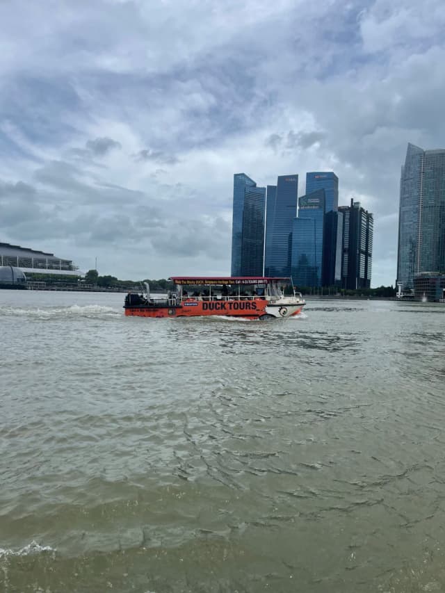 The section with no sidewalks was the most exhilarating part of the ride.
