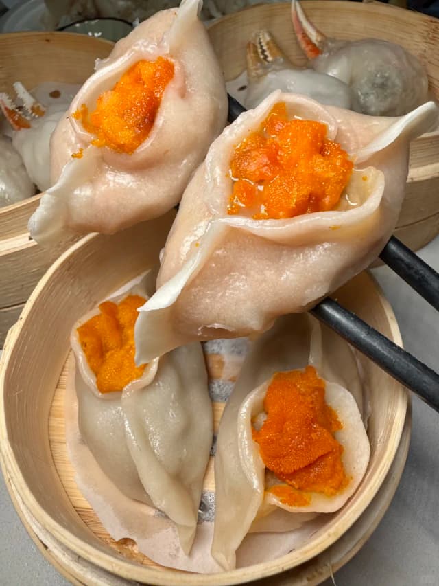 I'm willing to go back 6,789 times for this sea worm rice... the crispy, tender sea worm and savory sauce are a perfect combination!