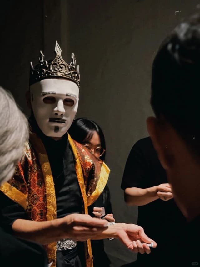 This is the only show in Vietnam that made me laugh until I cried and left me shocked speechless!