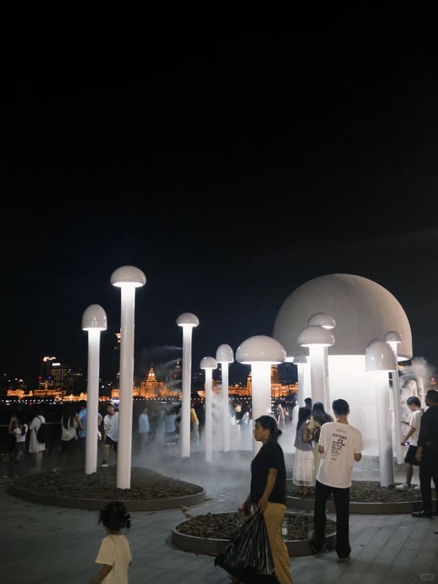 Who could walk past this and resist buying one to collect?!