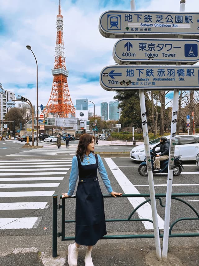 For an evening in Shinjuku, try the yakitori at Fukumimi, but be sure to make a reservation.