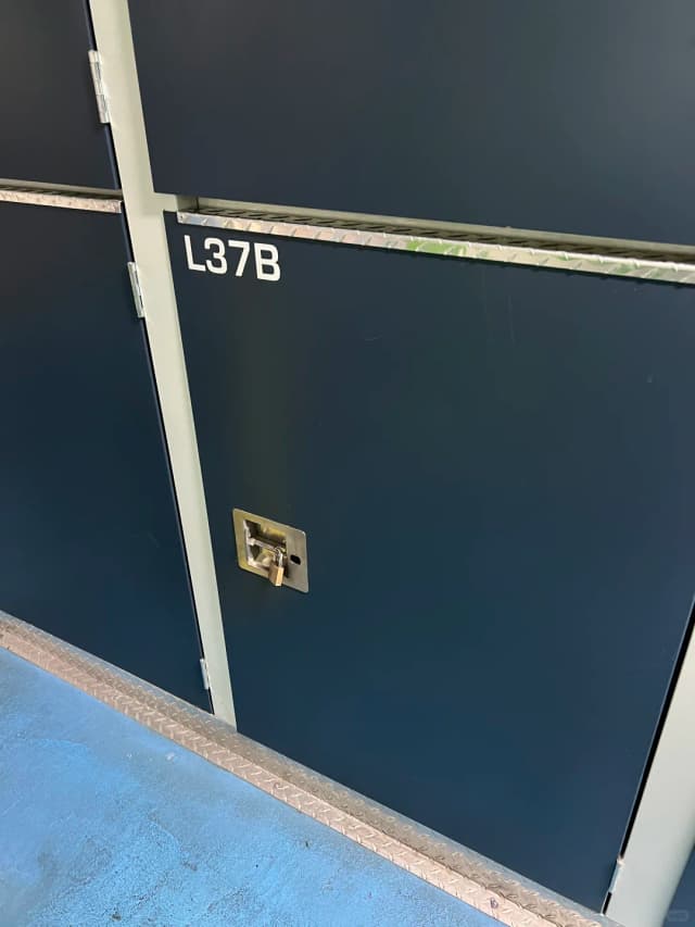 The Airbnb room was fine, but it takes a 9-minute walk to the bus, and arriving early makes luggage storage a problem.