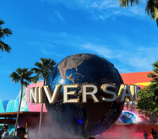 The experience at Universal Studios was so incredible; I rode the Mummy ride three times in a row and finished all the best attractions in half a day!