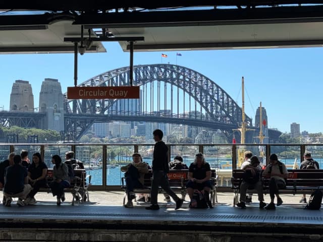 Plan your Taronga Zoo trip on a weekend to take advantage of Sydney's Opal card daily cap for unlimited, budget-friendly travel.