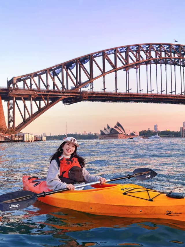 On the kayak, I finally touched the softest side of Sydney.