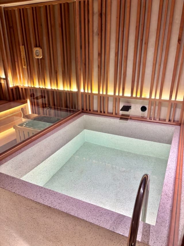 I actually found the illusion of traveling to Kyoto right here in Vietnam!