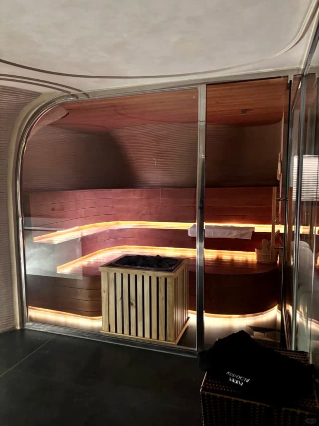 This hotel's 24-hour Japanese onsen literally saved my sore feet and tired soul after days of walking around the city.