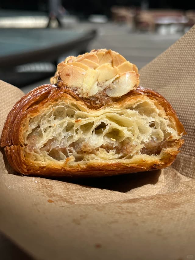 This Espresso Shake is absolutely amazing, making you stomp your feet in delight!