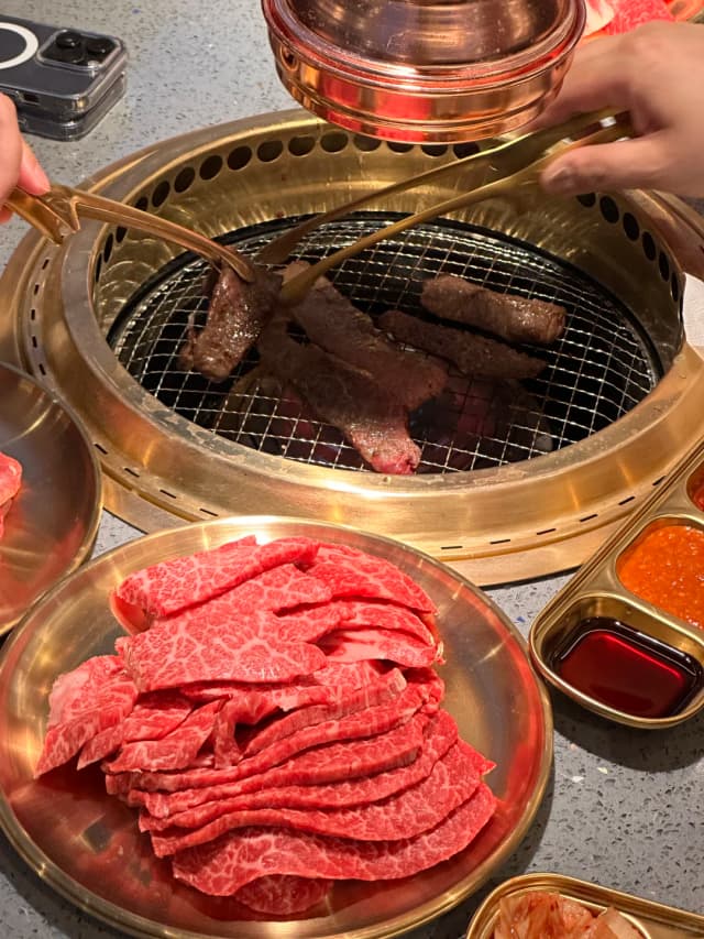 Bottomless Tap Beer includes Balter XPA, perfect for pairing with premium wagyu at Gangnam BBQ in Sydney.